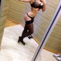 Toroslar Escort'un Uzun Saçlı Güzellik İle Tanışın